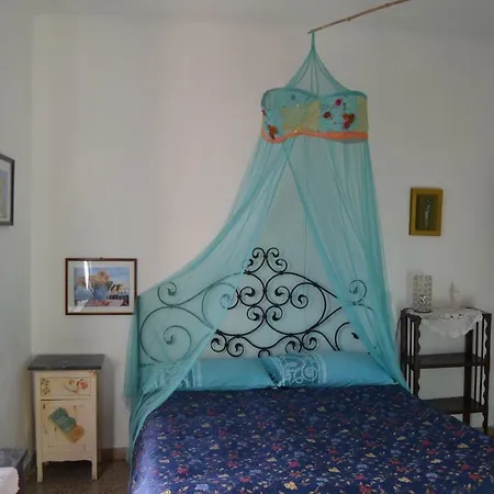 לינה וארוחת בוקר La Castellana Finestra Sul Mare- Air Conditioned