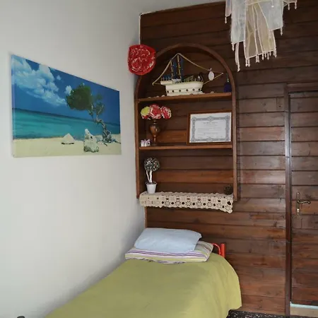 La Castellana Finestra Sul Mare- Air Conditioned 住宿加早餐酒店 莱里奇